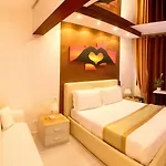 Bed Cinecitta’ Bed & Breakfast 4*