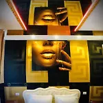 Nocleg ze śniadaniem Bed Cinecitta' 4*