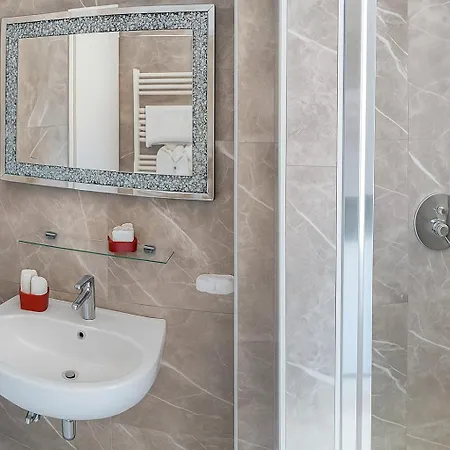 Bed Cinecitta' Bed & Breakfast Rom